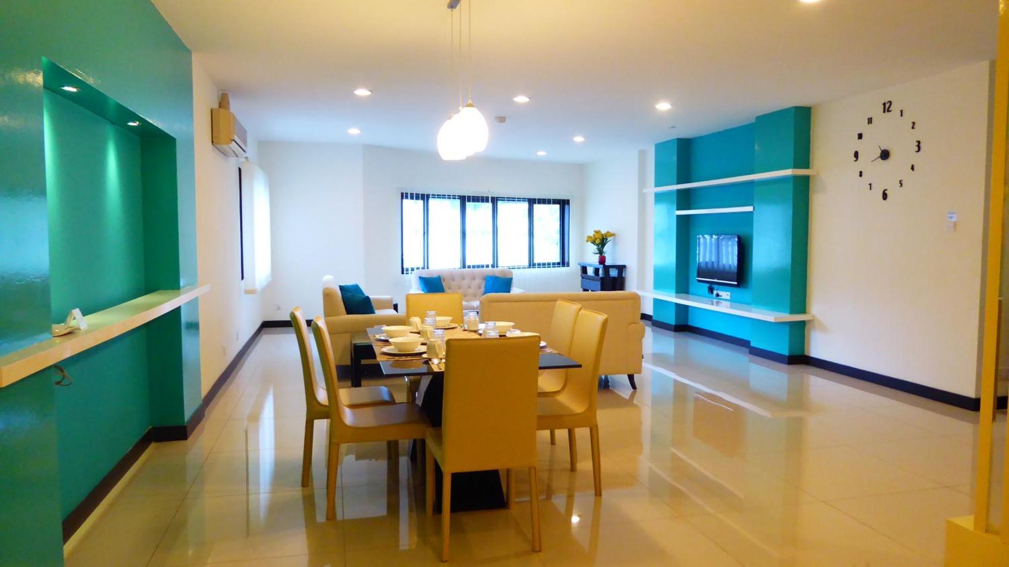 Rimbun Suites & Residences Бандар Сери Бегаван Стая снимка