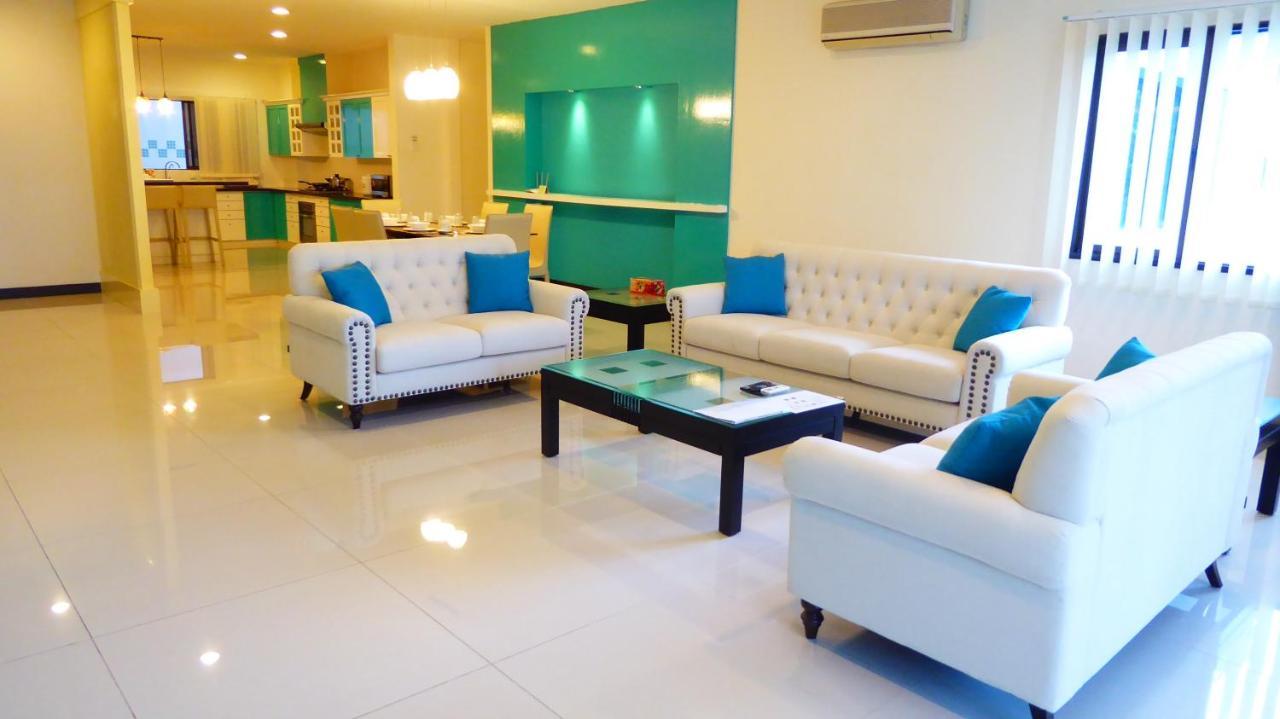 Rimbun Suites & Residences Бандар Сери Бегаван Екстериор снимка